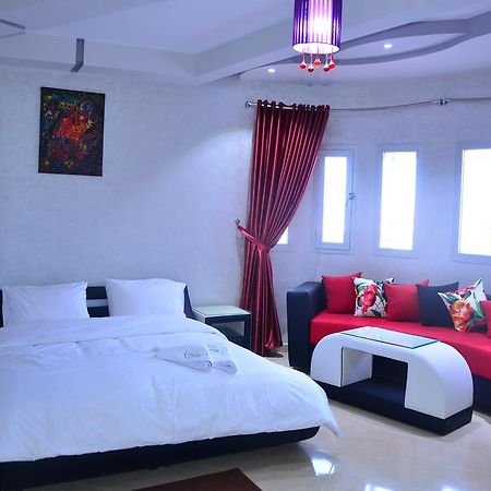 Hotel Hadaik Ain Asserdoune 贝尼迈拉勒 外观 照片