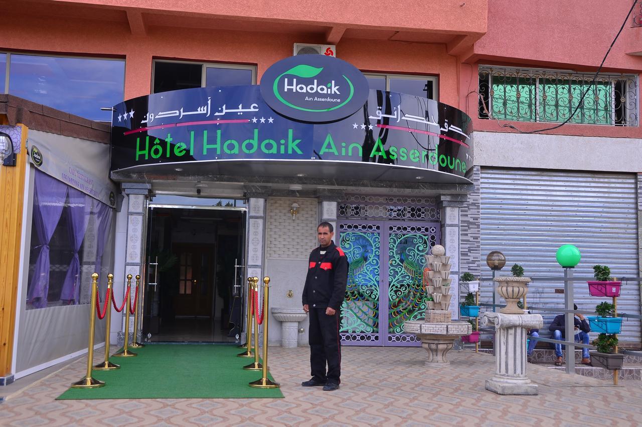 Hotel Hadaik Ain Asserdoune 贝尼迈拉勒 外观 照片