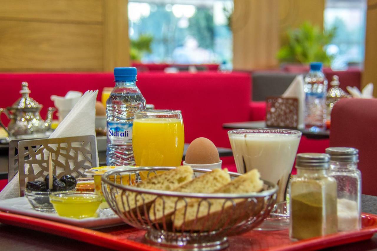 Hotel Hadaik Ain Asserdoune 贝尼迈拉勒 外观 照片